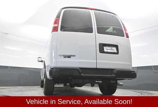 Used 2024 White Chevrolet LS image 37