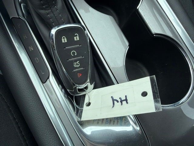Used 2017 Blue Velvet Metallic Chevrolet LT image 29