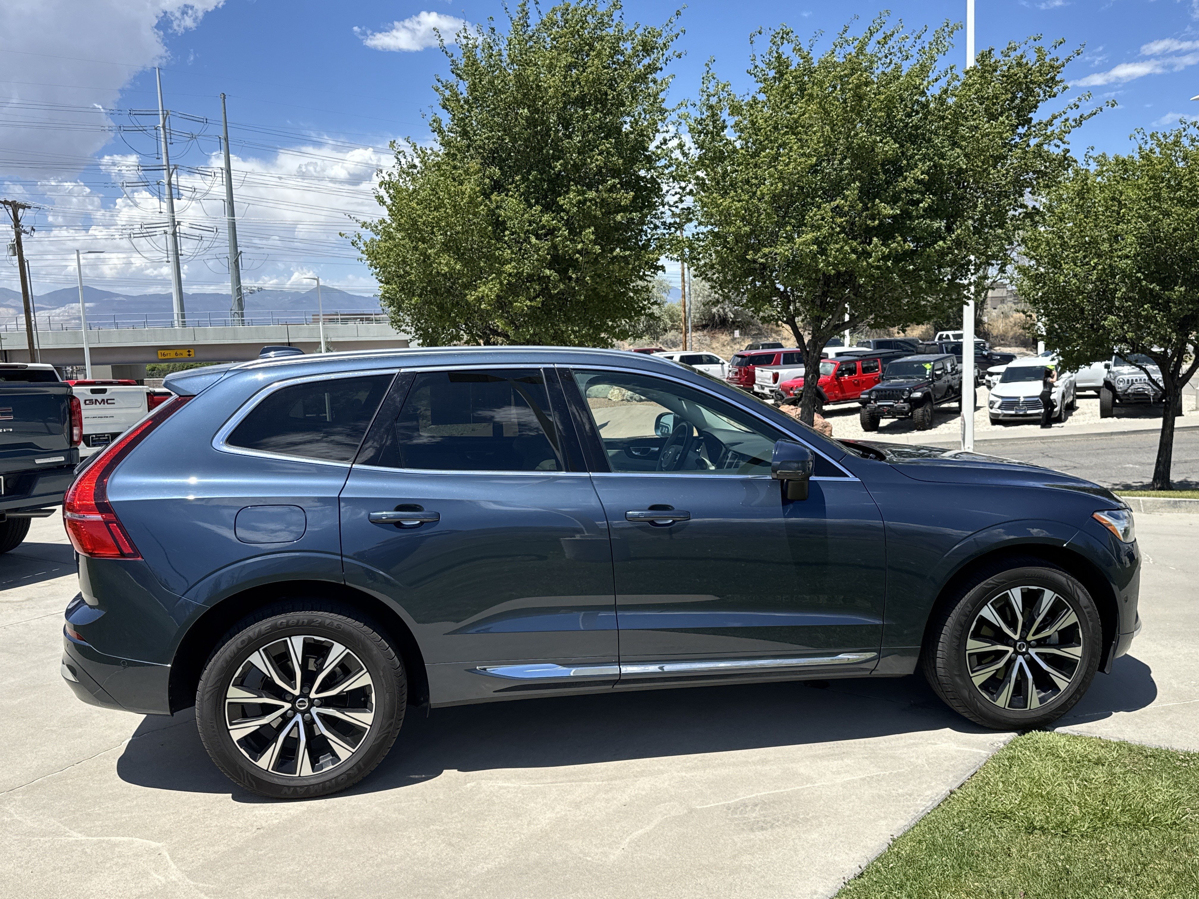 Used 2023 Blue Volvo Plus Bright Theme image 3