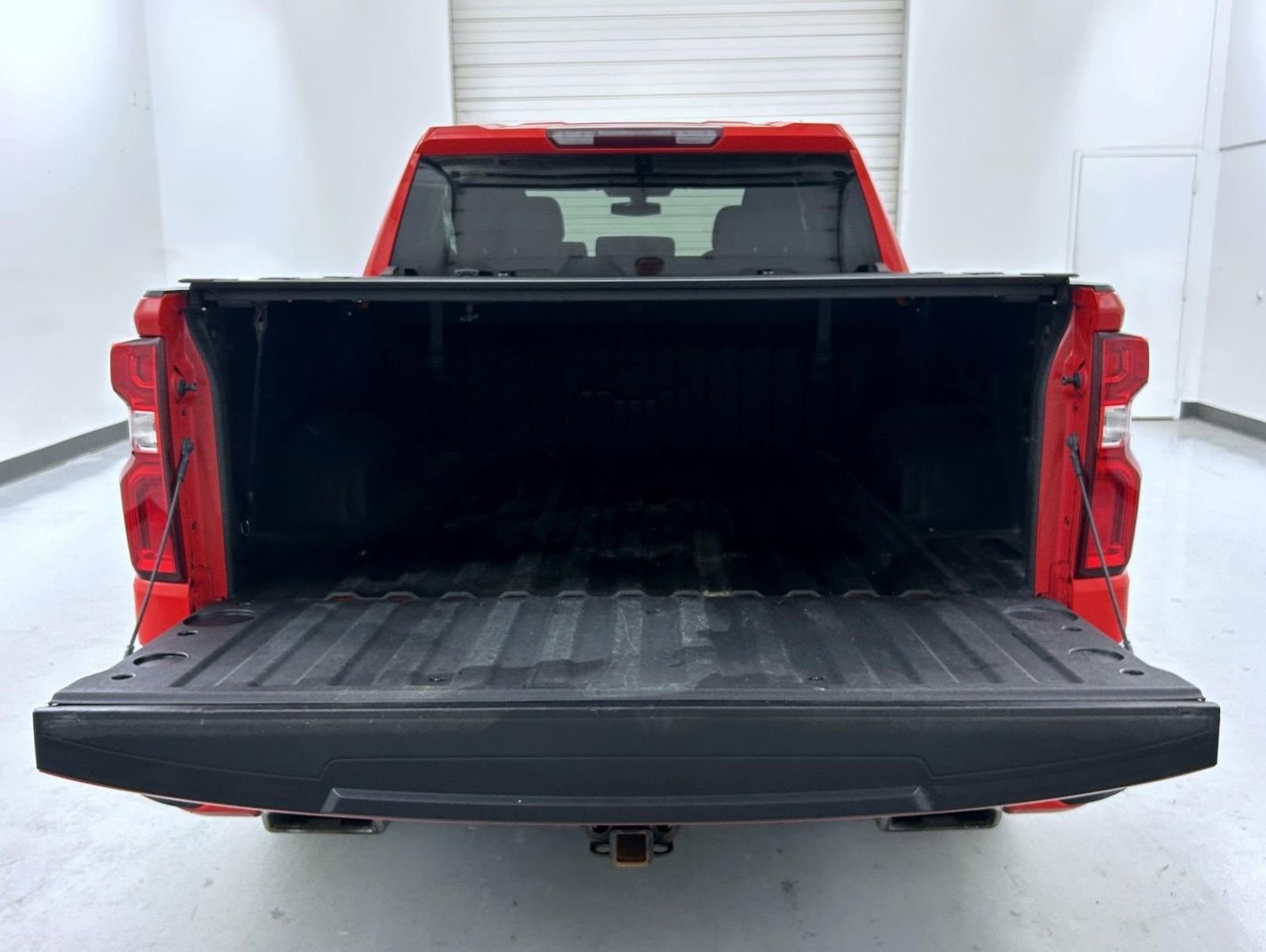 Used 2019 Red Chevrolet RST image 22