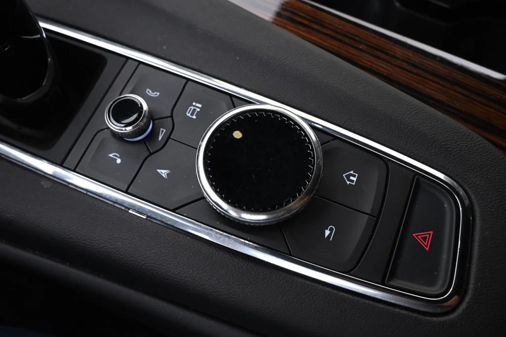 Used 2023 BLACK RAVEN Cadillac 4WD Premium Luxury image 35