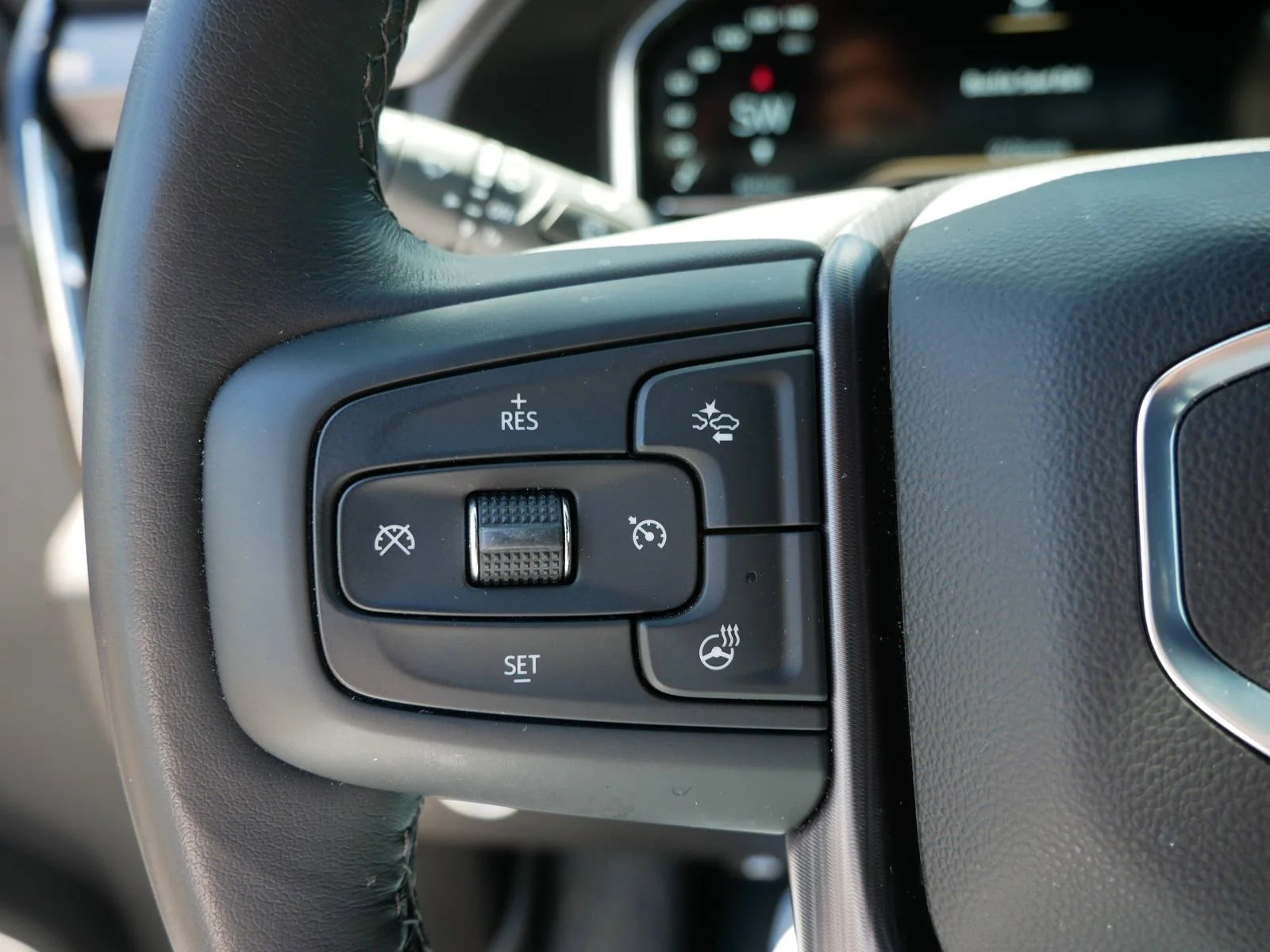 Used 2025 Sterling Metallic GMC Denali Ultimate image 31