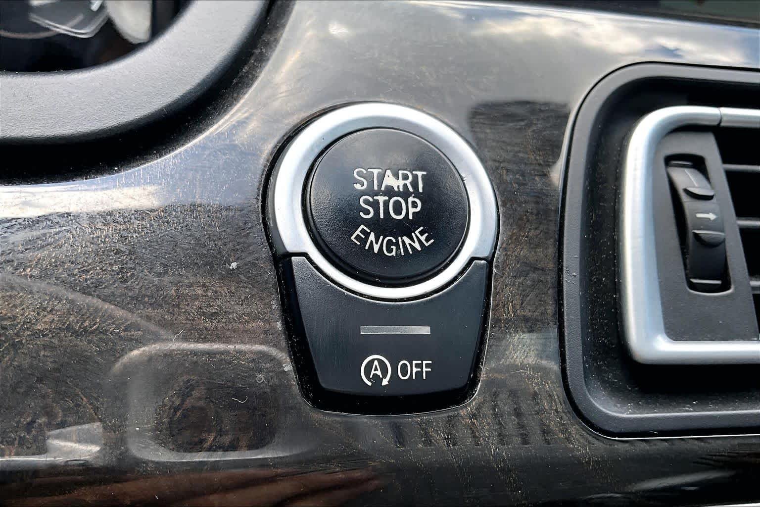 Used 2013 Black Sapphire Metallic BMW 740i image 31