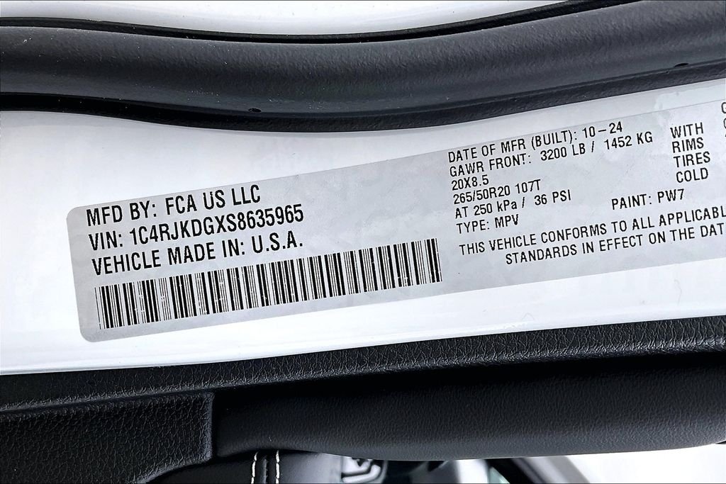 New 2025 Jeep Grand Cherokee L Overland 4D Sport Utility