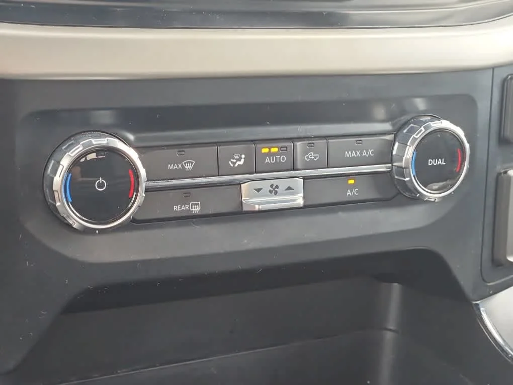 Certified Used 2023 Carbonized Gray Ford XLT image 14