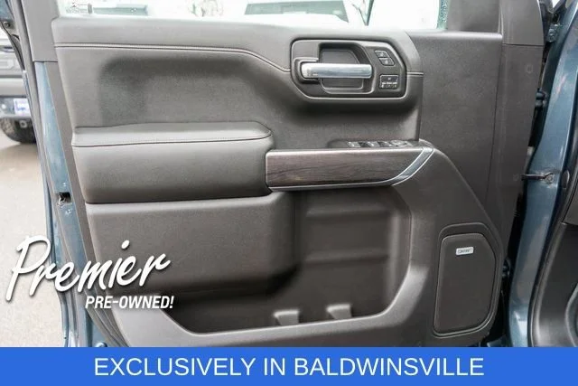 Used 2019 SHADOW GRAY METALLIC Chevrolet LTZ image 17