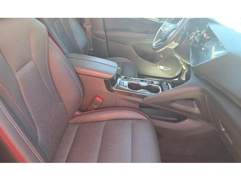 Used 2023 Ebony Twilight Metallic Buick Essence image 5