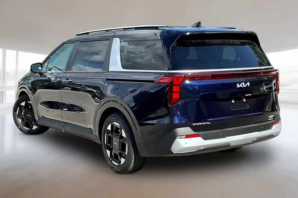 New 2026 Deep Chroma Blue Kia EX image 3