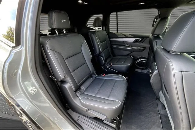2026 Buick Enclave Sport Touring - Photo 10