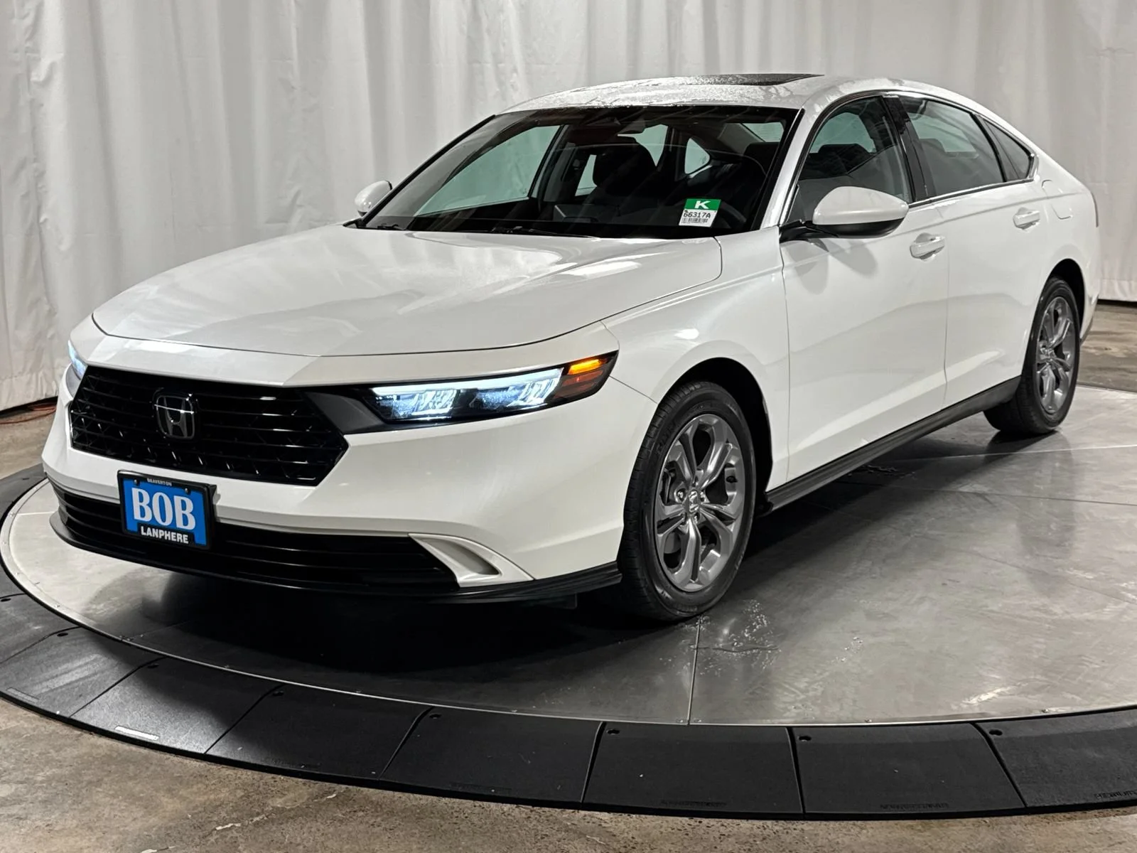 Certified Used 2023 Platinum White Pearl Honda EX image 25