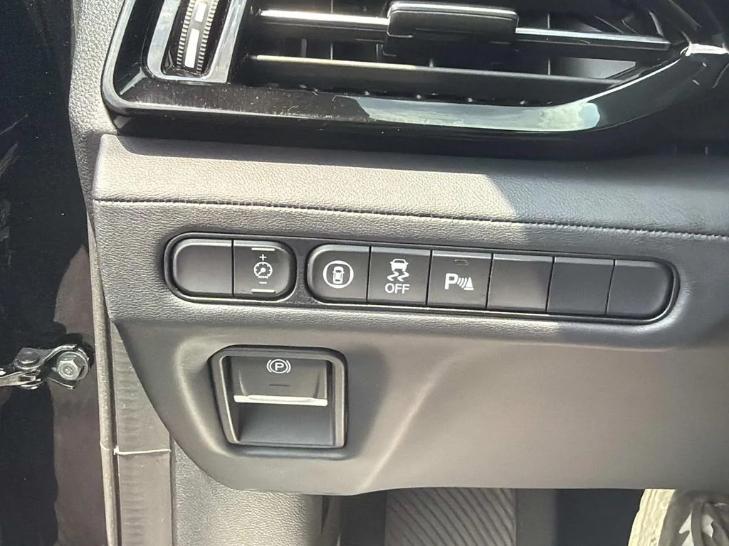 Used 2023  Acura Technology image 24