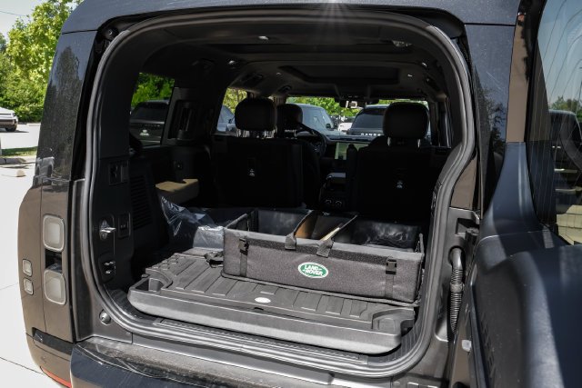 New 2026 Santorini Black Land Rover X image 49