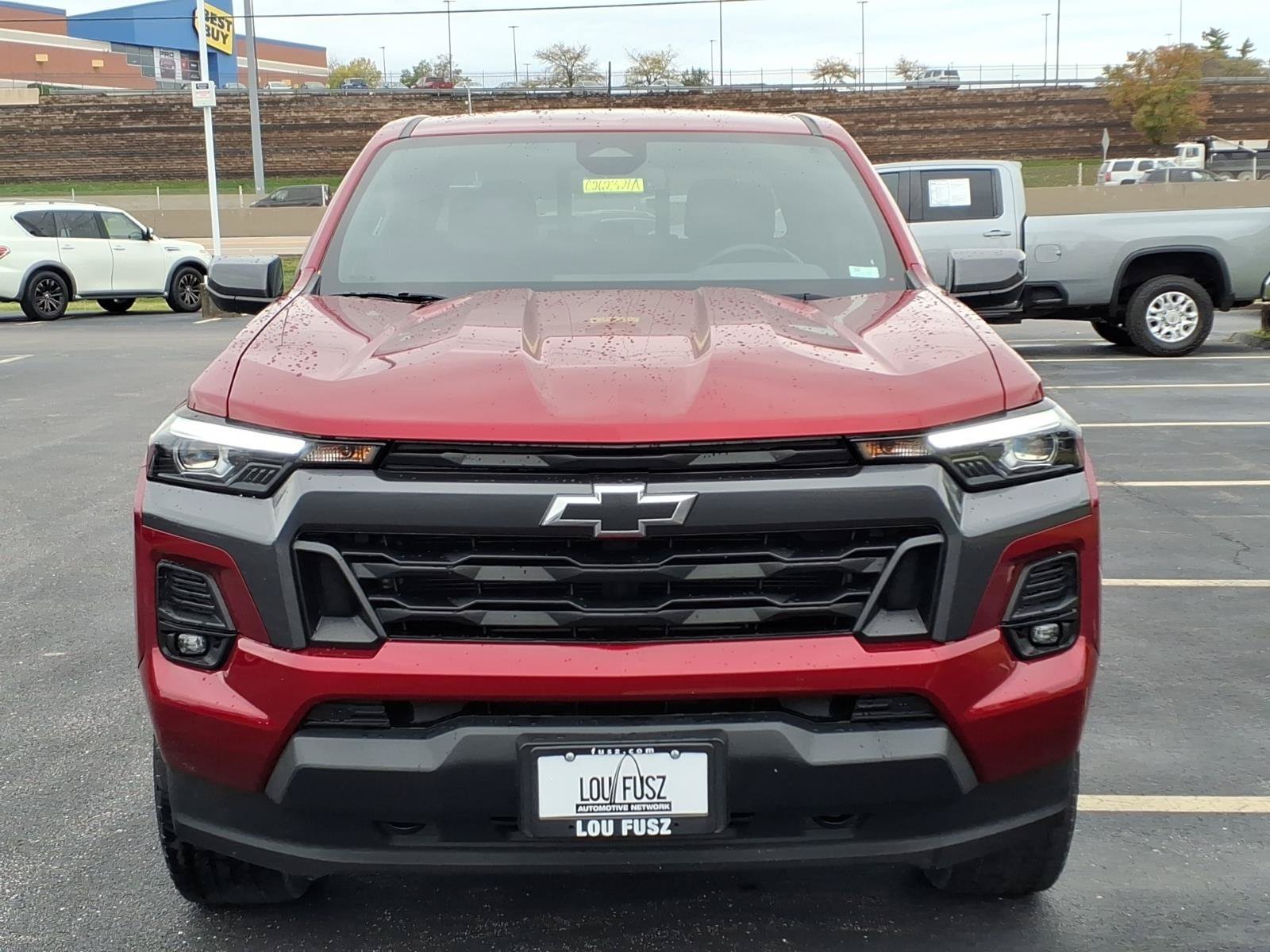Used 2023 RADIANT RED TINTCOAT Chevrolet 4WD LT image 33