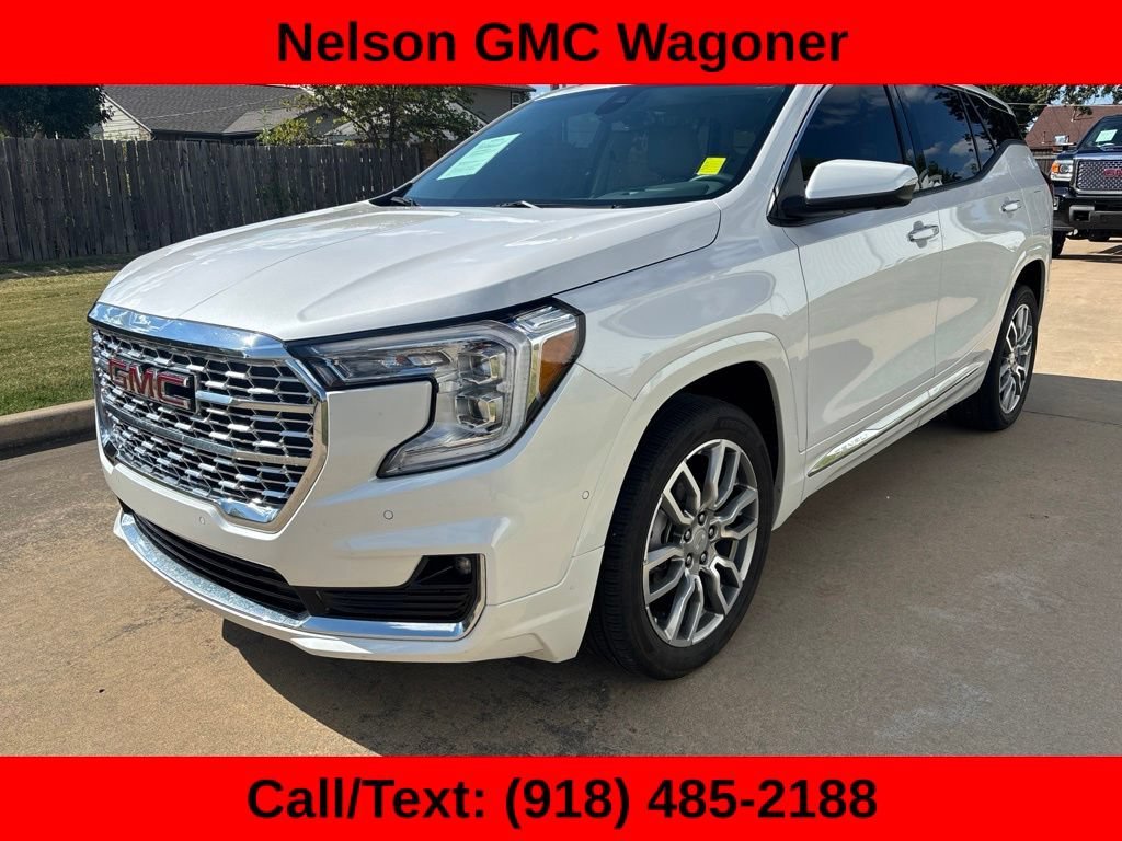 2023 GMC Terrain Denali