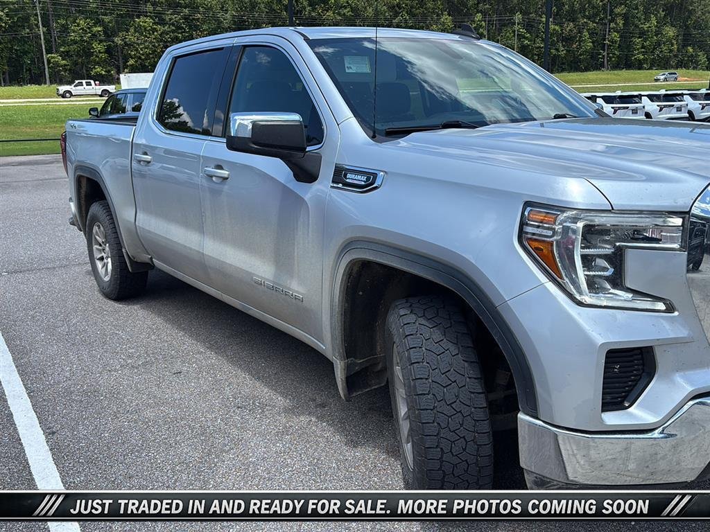 2021 GMC Sierra SLE 4WD Crew Cab Short Box's photo