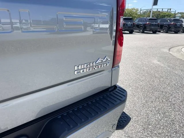 New 2026 Sterling Gray Metallic Chevrolet High Country image 9