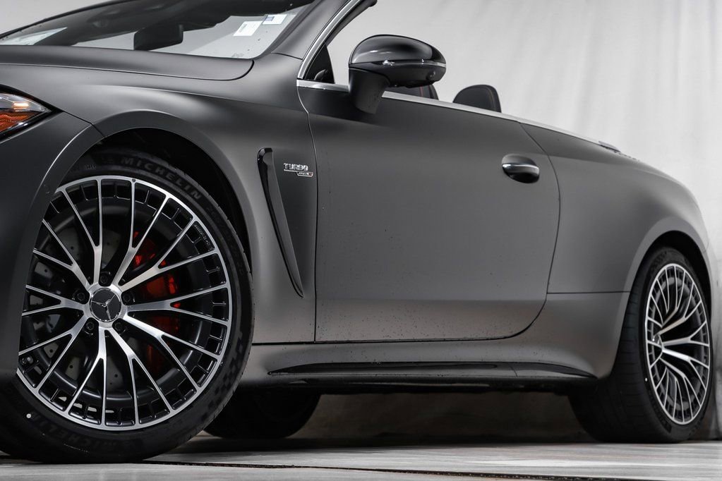 New 2026 MANUFAKTUR exclusive graphite grey magno Mercedes-Benz AMG® CLE 53 4MATIC+ Cabriolet image 32