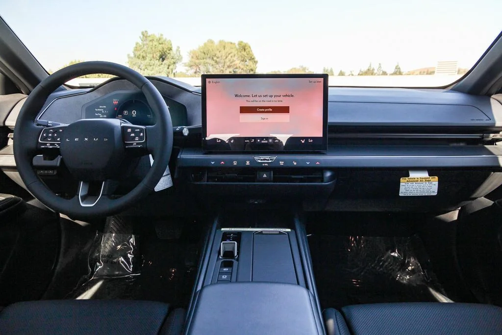 New 2026 Ultra White Lexus ES 350h PREMIUM+ image 12