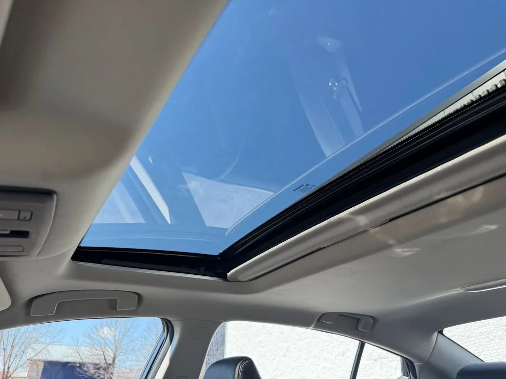 Used 2020 Blue Nissan 2.5 SL image 53