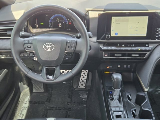 Used 2025 White Toyota SE image 27