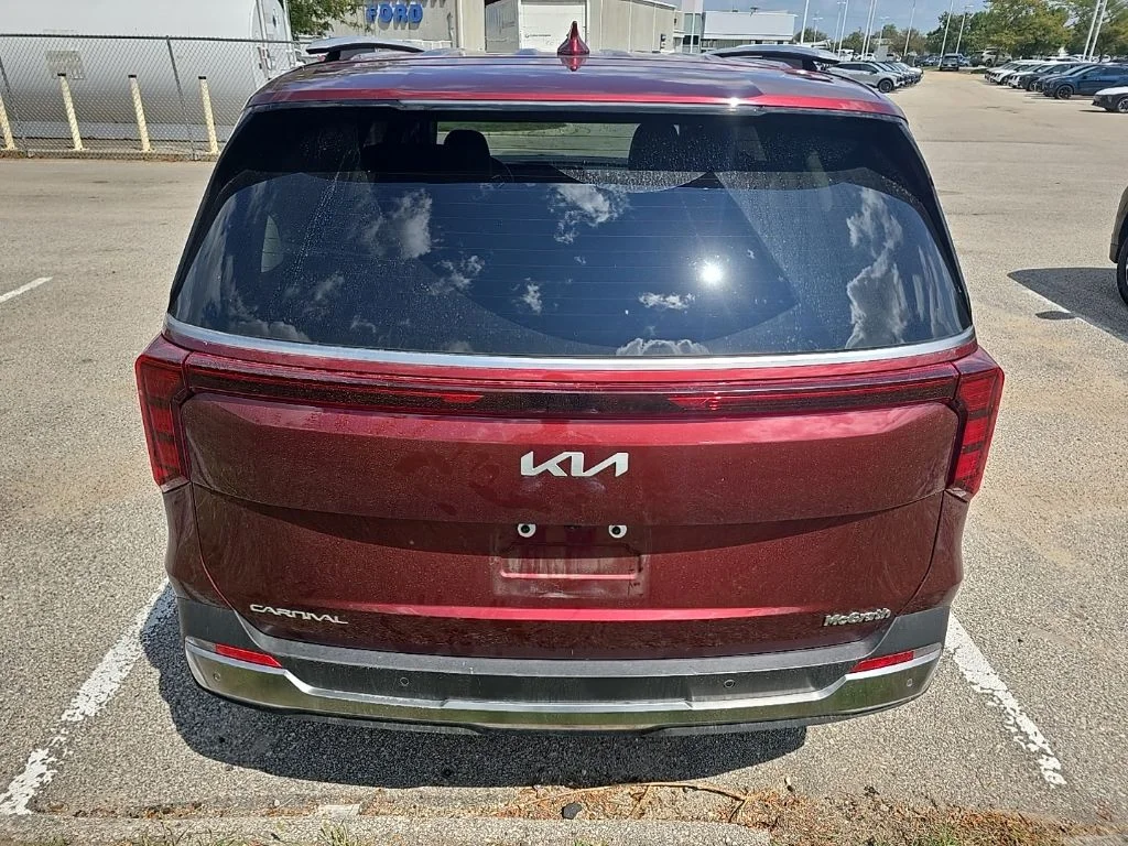 Used 2025 Red Kia SX image 6
