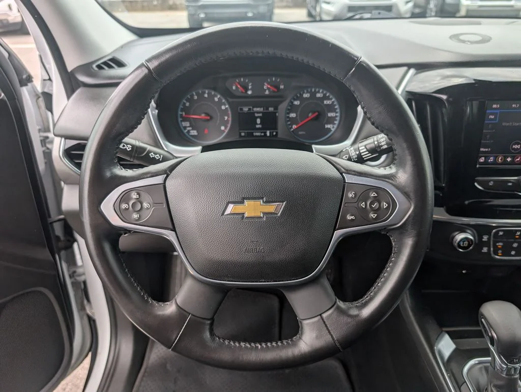 Used 2021 White Chevrolet LT image 11