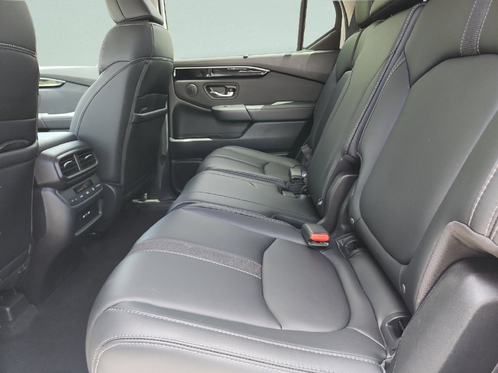 Used 2025  Honda EX-L image 20