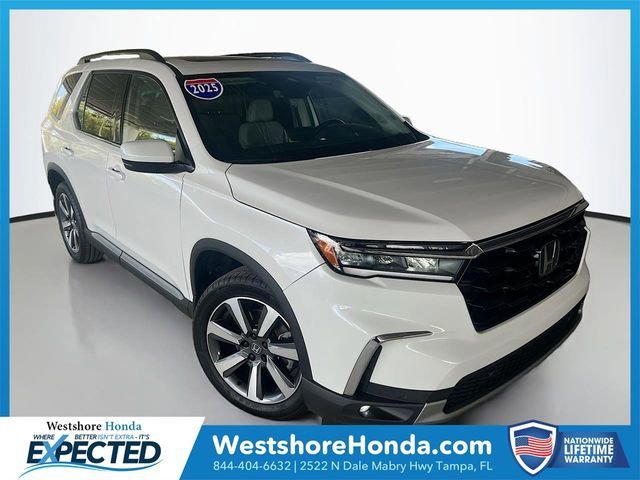 2025 Honda Pilot Touring 2WD's photo