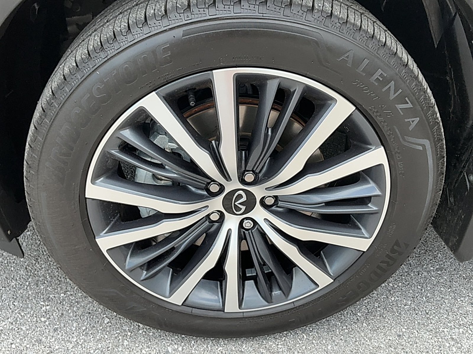 Used 2025 Warm Titanium/Black Obsidian INFINITI AUTOGRAPH AWD image 5