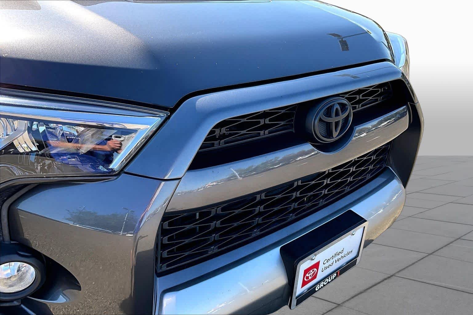 Certified Used 2018 Magnetic Gray Metallic Toyota TRD Off Road image 29