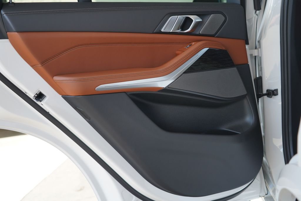 2026 BMW X5 40i - Photo 32