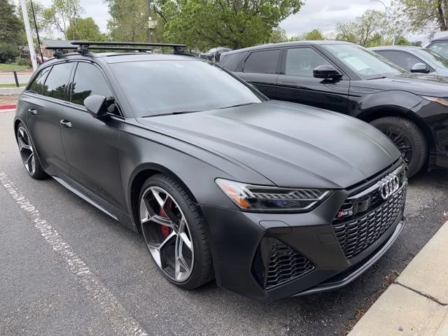 2025 Audi RS 6 Avant Performance's photo