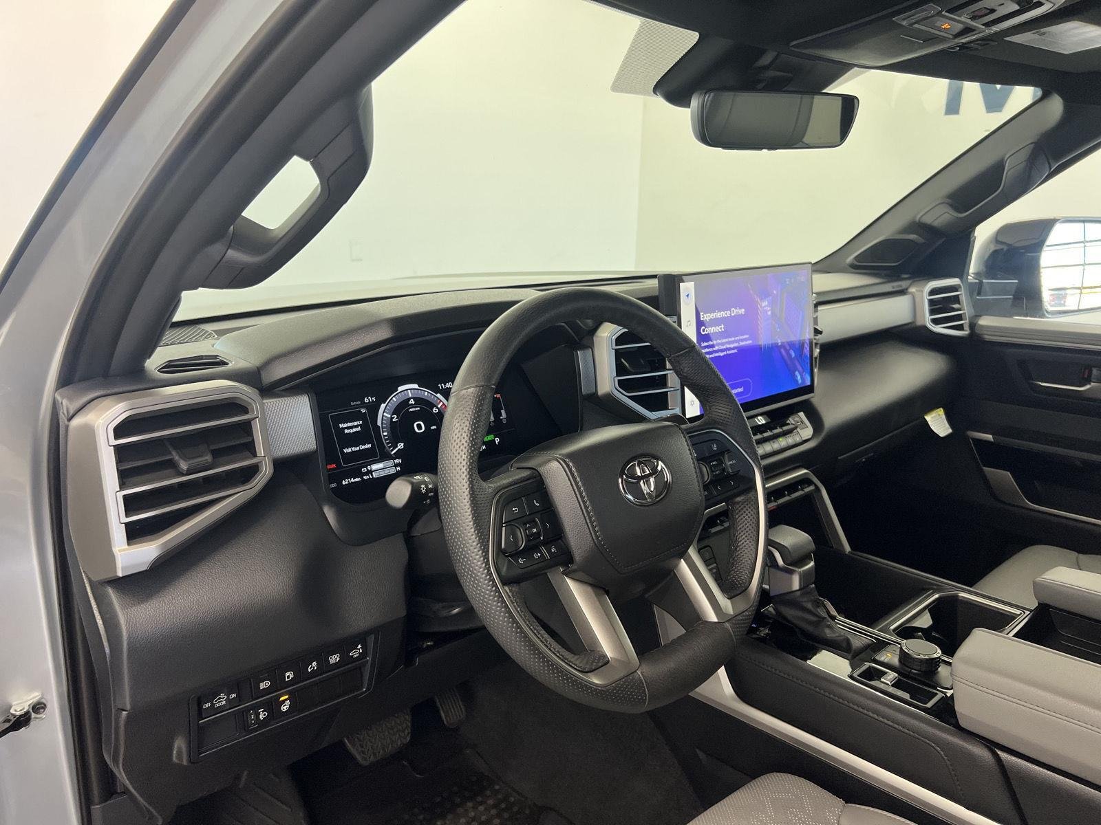 2025 Toyota Tundra Limited - Photo 31