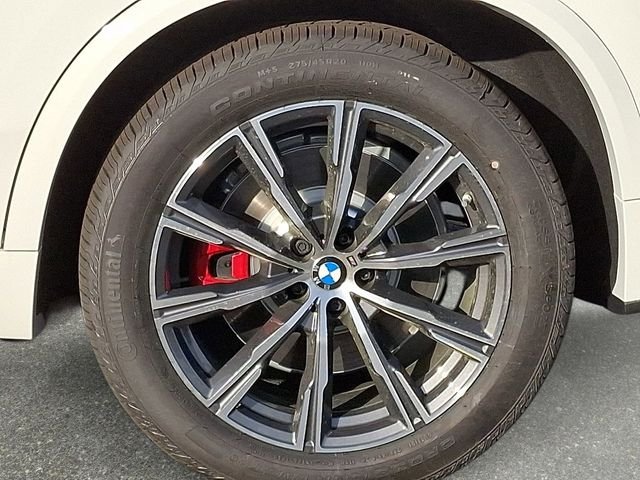 New 2026 Alpine White BMW xDrive50e image 8