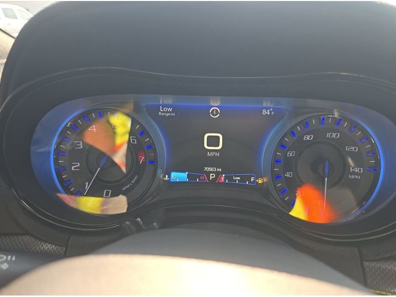 Used 2016 Jazz Blue Pearlcoat Chrysler Base image 4