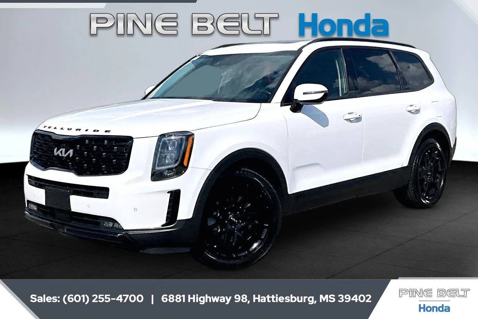 Used 2022 Glacial White Pearl Kia SX image 10