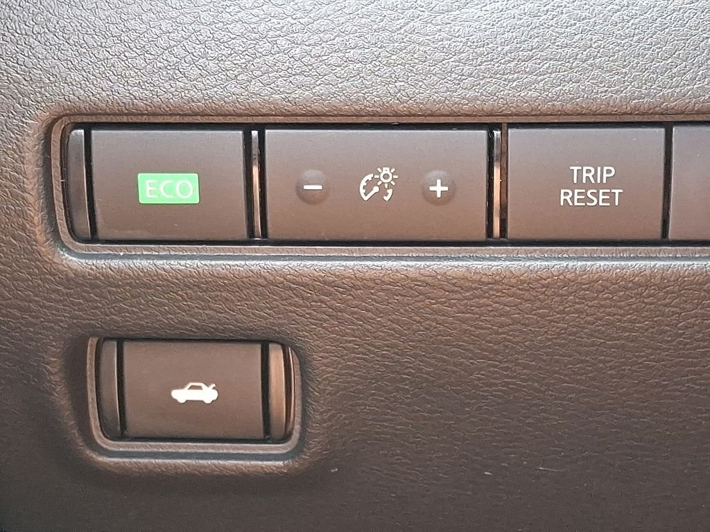 Used 2023 Gray Nissan SV image 24