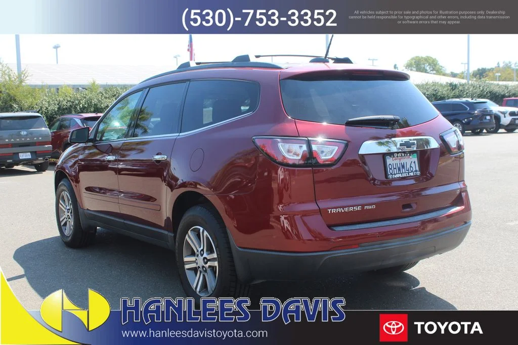 Used 2017 Red Chevrolet 2LT image 9
