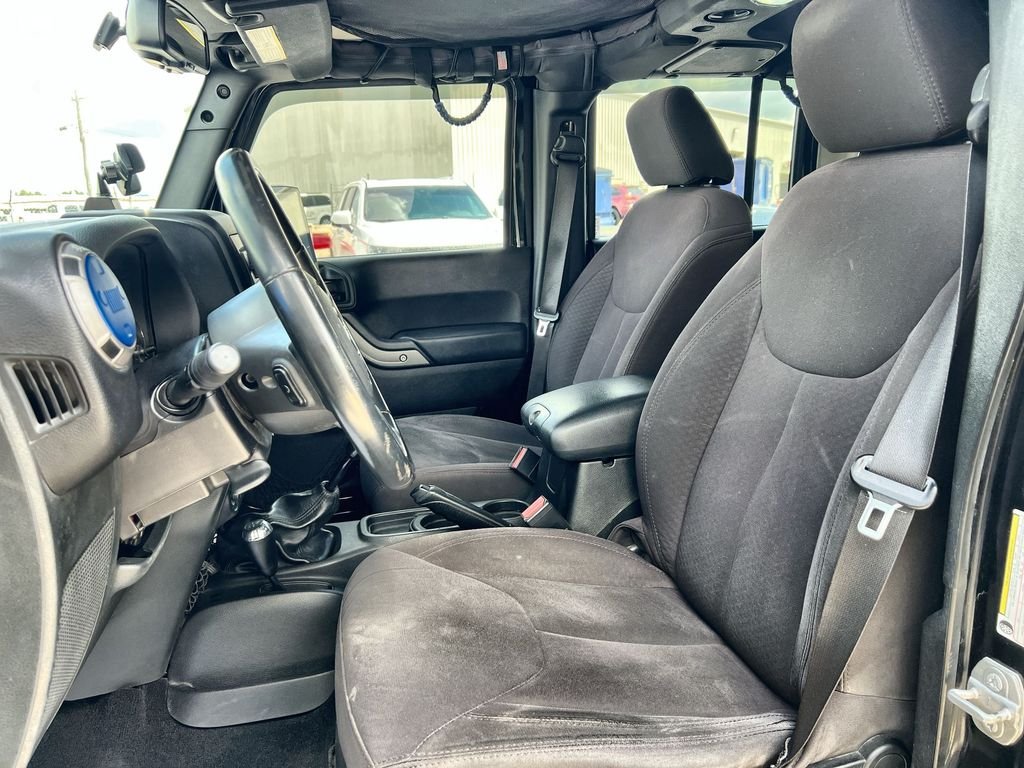 Used 2015 Black Jeep Unlimited Sport image 11