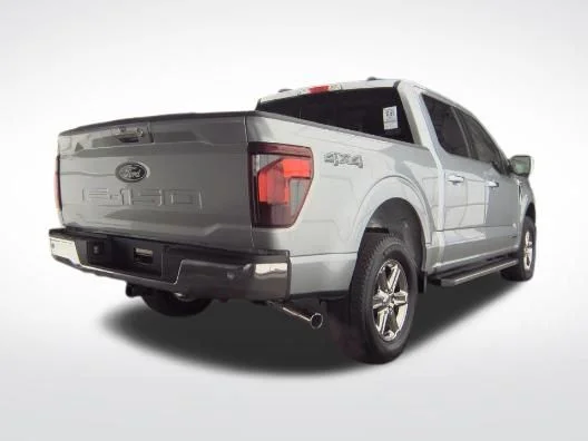 Used 2024 Silver Ford XLT image 5