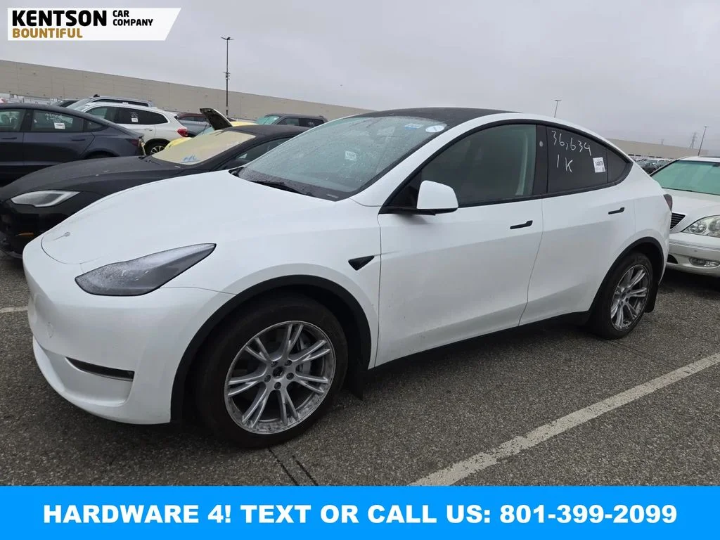 2023 Tesla Model Y Long Range Dual Motor All-Wheel Drive's photo