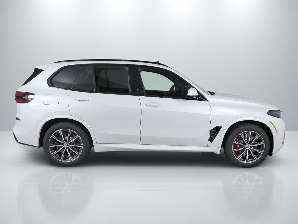 New 2026 Mineral White Metallic BMW xDrive50e image 8