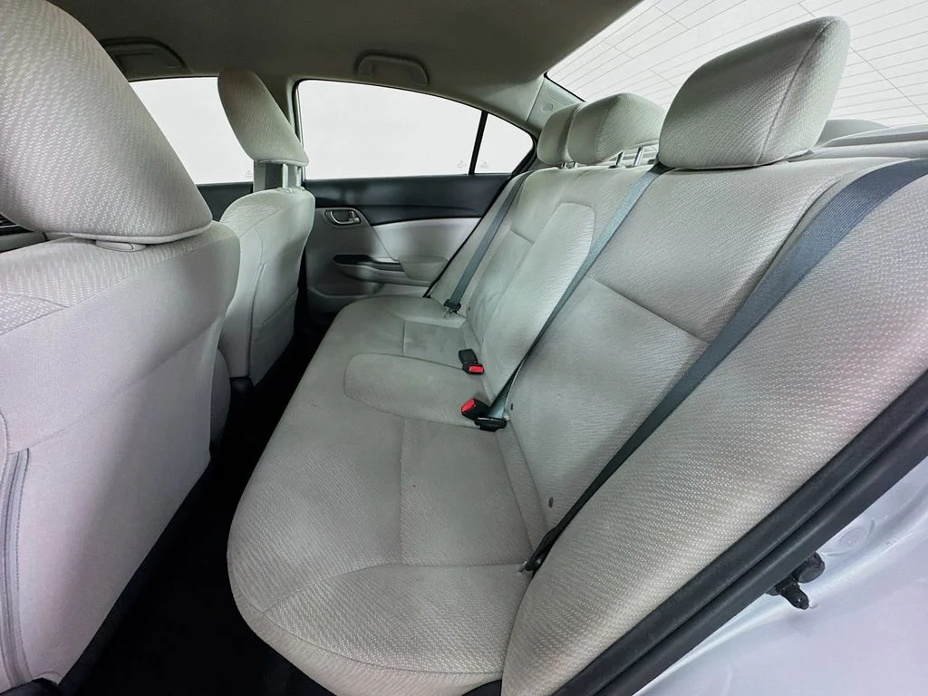 Used 2013 Silver Honda LX image 28