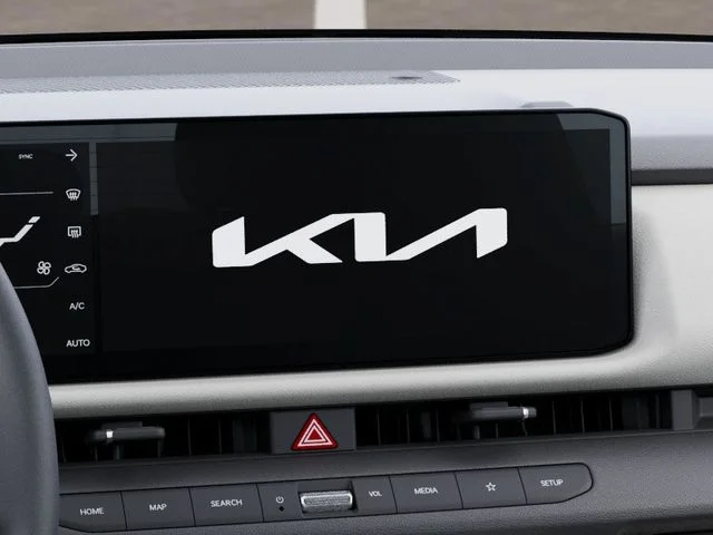 New 2027 Snow White Pearl Kia LX image 20
