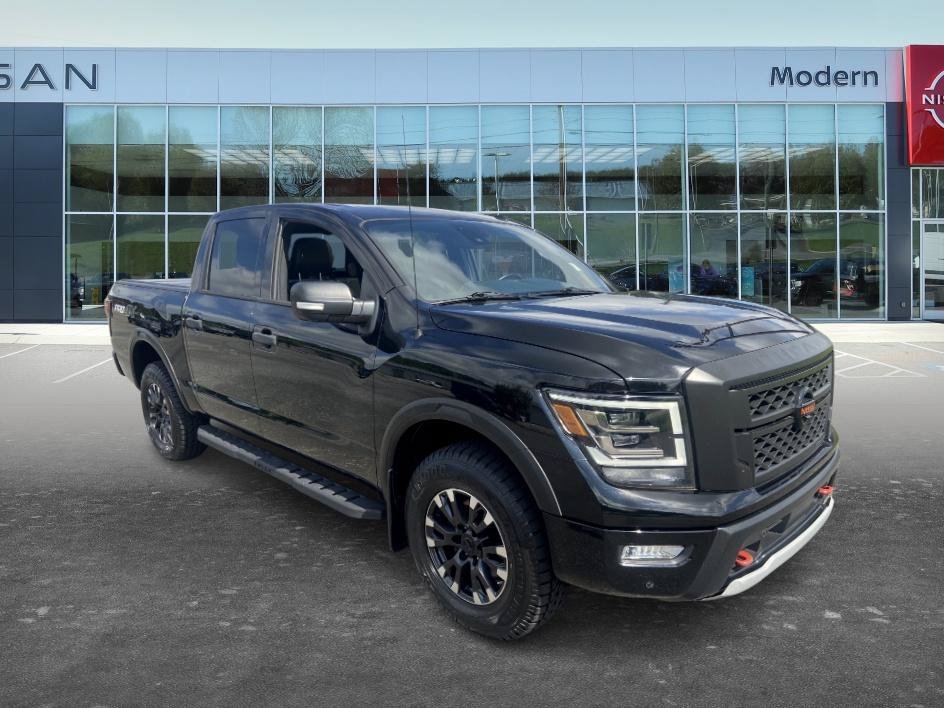 Used 2021 Super Black Nissan PRO-4X image 3