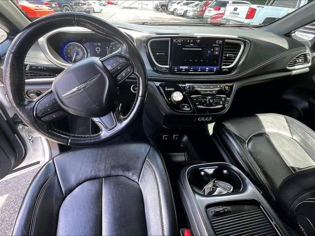 Used 2021 White Chrysler Touring L image 21