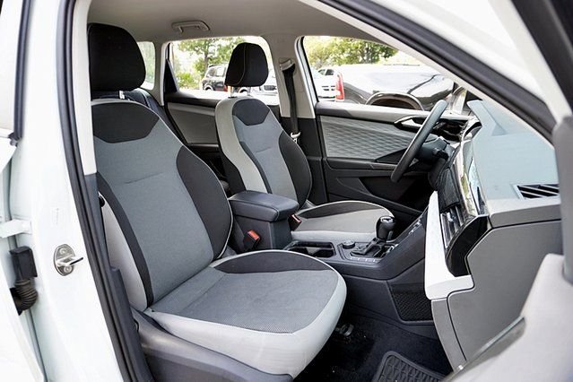 Used 2022 White Volkswagen 1.5T S image 11