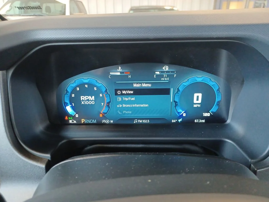 2025 Ford Bronco 4-Door Base - Photo 21