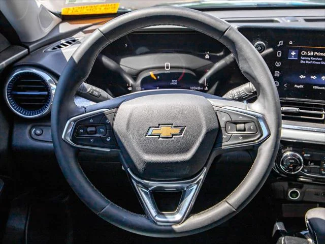 Used 2025 Cypress Gray Chevrolet LT image 12