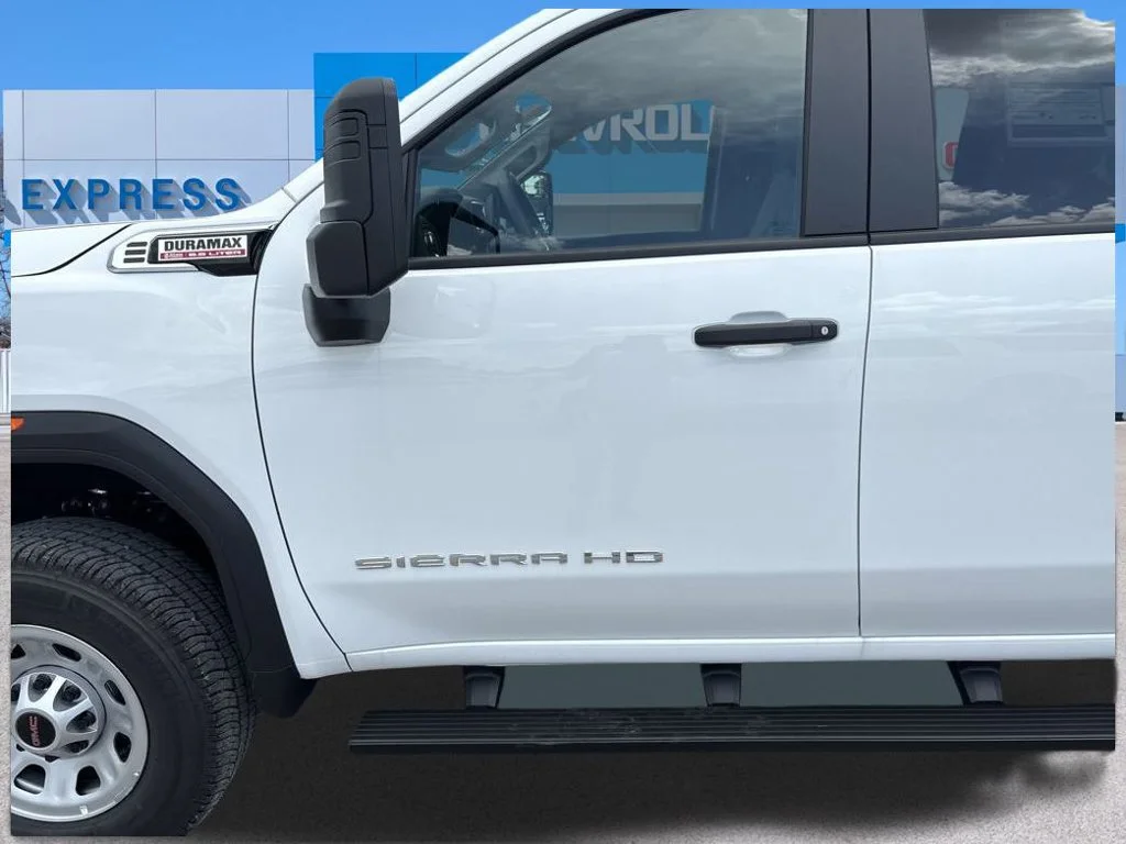2025 GMC Sierra 2500HD Pro - Photo 14